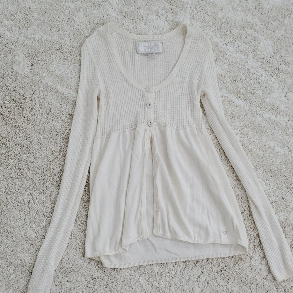 Cream American Eagle light sweater